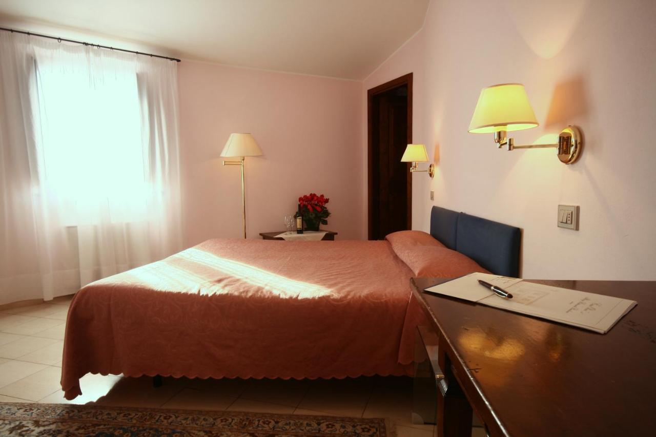 Casa Oliva Albergo Diffuso Bargni Exterior photo