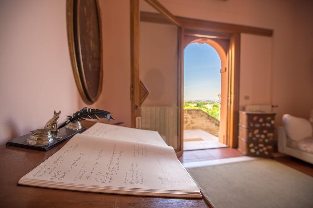 Casa Oliva Albergo Diffuso Bargni Exterior photo